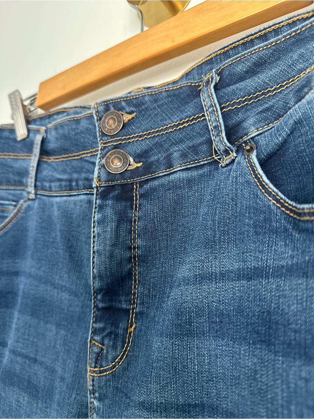 Curve Appeal Scott High Rise Skinny Jeans 16/33 Stretch Y2K Double Button - Picture 5 of 14